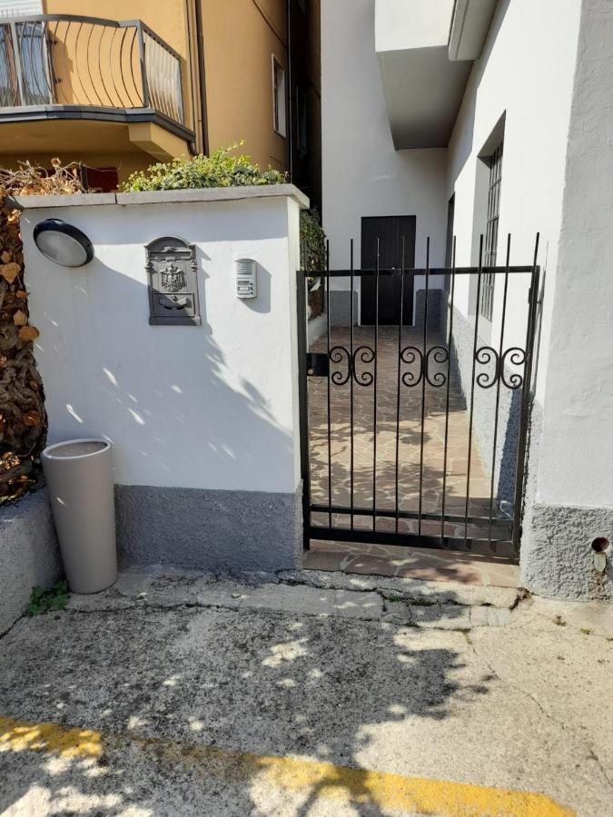 Apartmán Casa El Paso Padenghe sul Garda Exteriér fotografie